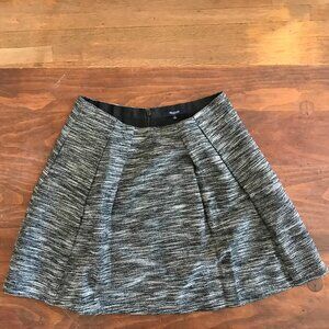 Madewell Skirt with Side Pockets, Lining, Back Zipper, Size 2